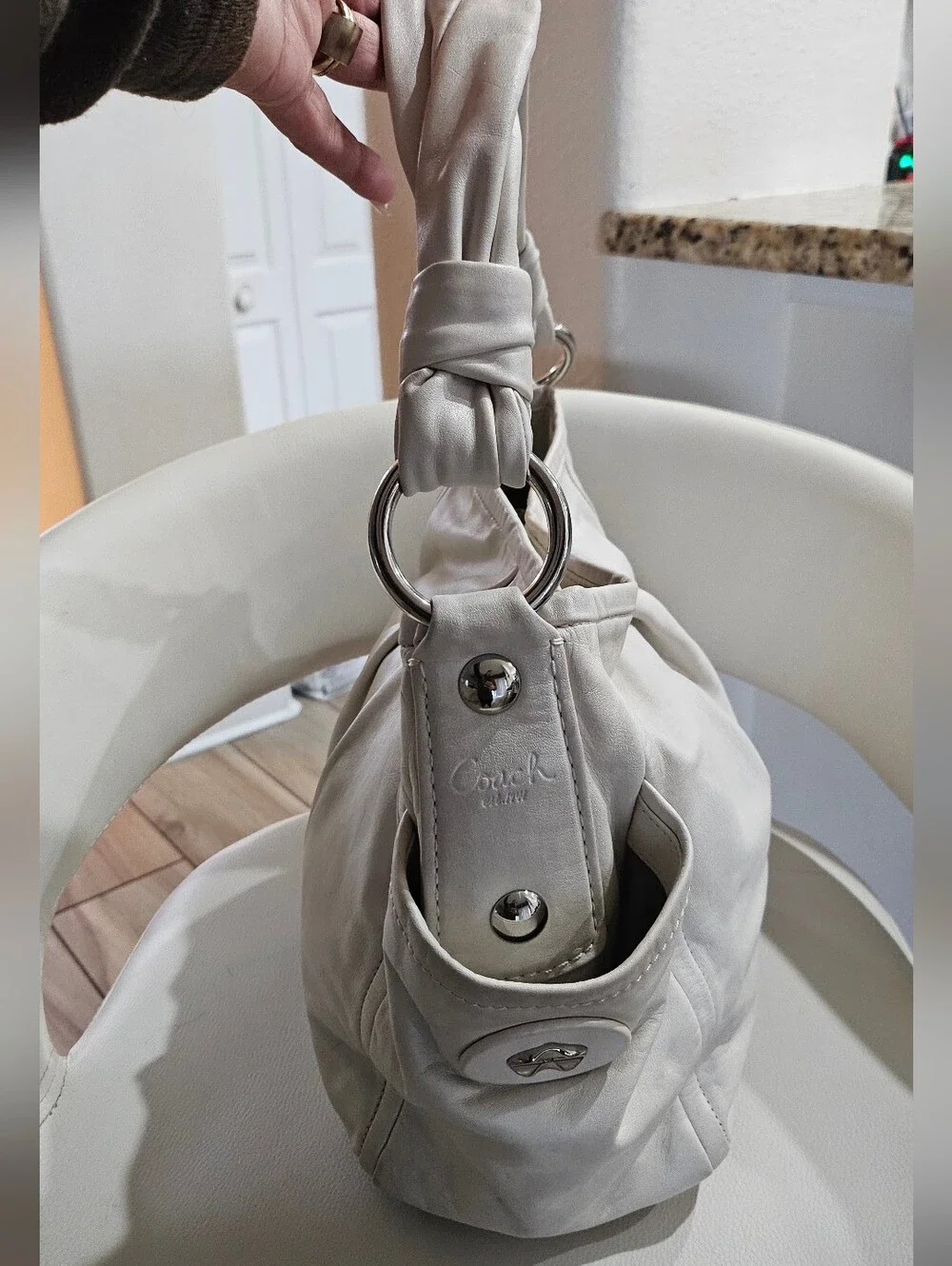 Coach 13412 White Full Grain Leather Shoulder Hobo Bag Tote Purse Silver Hardwar
